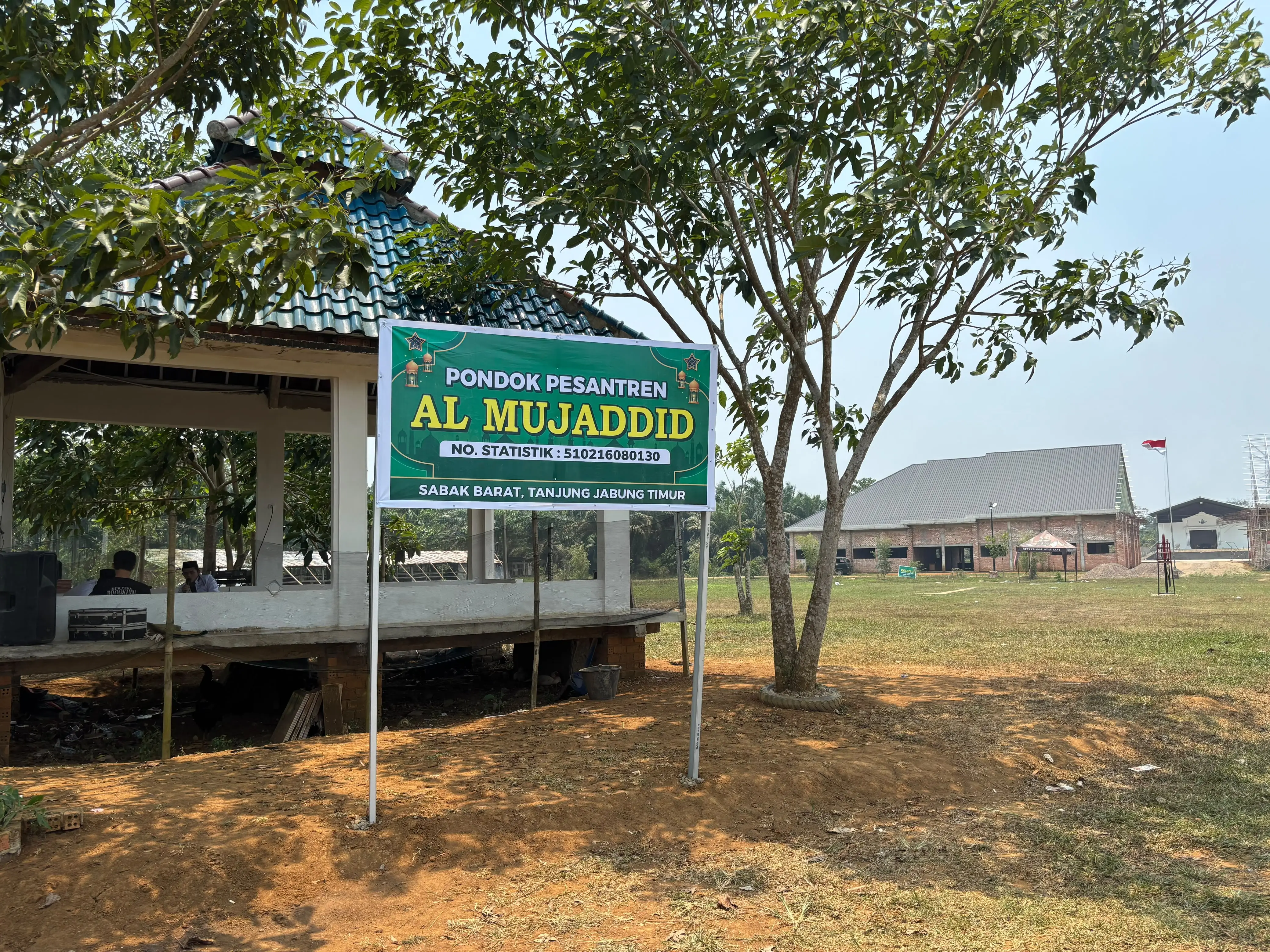 Papan Pondok Pesantren Al Mujaddid Sabak